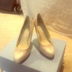 Aldo beige colored stilettos